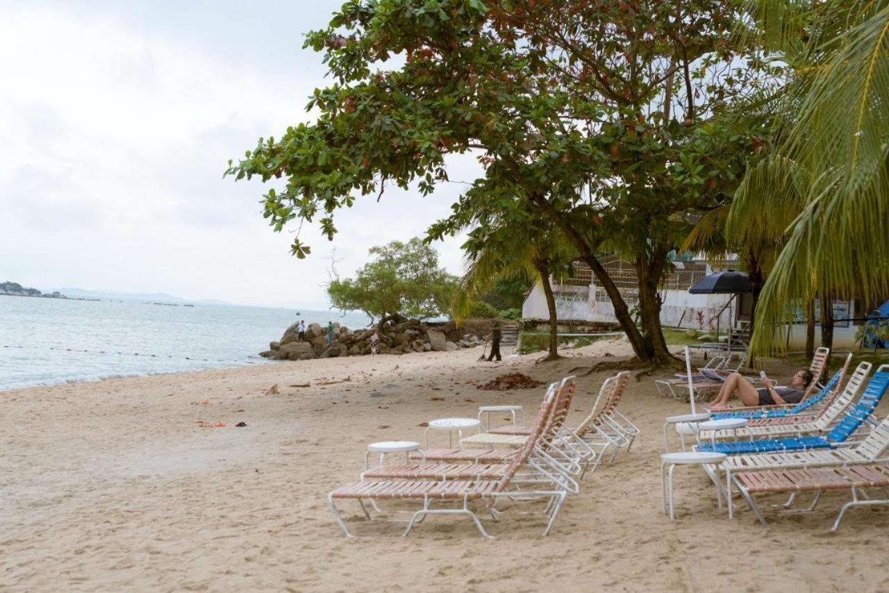 17 Jazz Sweet Beachfront Resort Tanjung Bungah  Extérieur photo
